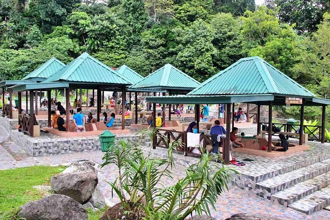2d1n Kinabalu Park & Poring Canopy Walk & Desa Cow Farm Tour - Desa Cow Farm: why this stop breaks up the nature overload