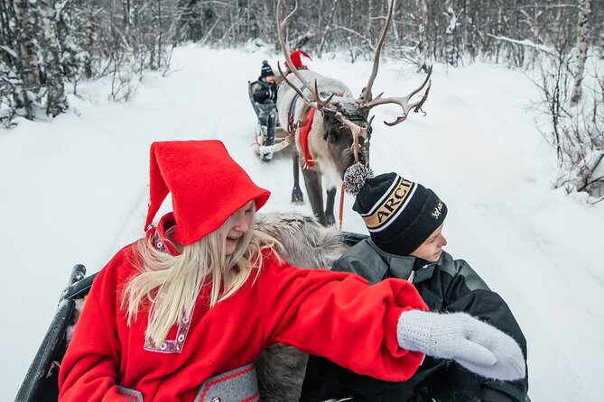 2km Sleigh Ride & Feeding Experience at Traditional Reindeer Farm - What to Wear for a Reindeer Sleigh Ride (Winter Clothing Isn’t Included)