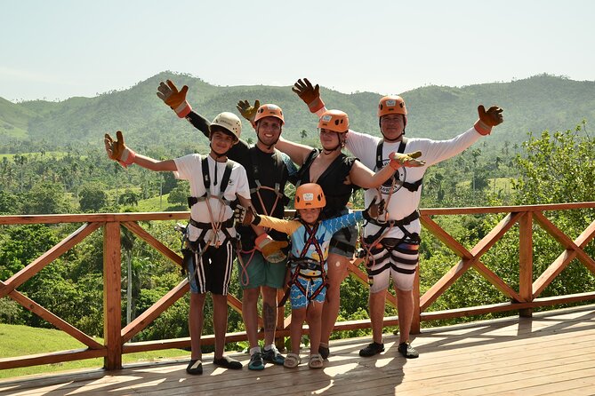 5 tours in 1 (Eco Farm/Horseback/City Tour/Buggy/Zipline) - The Anamuya farm stop: coffee, cocoa, and real island subsistence
