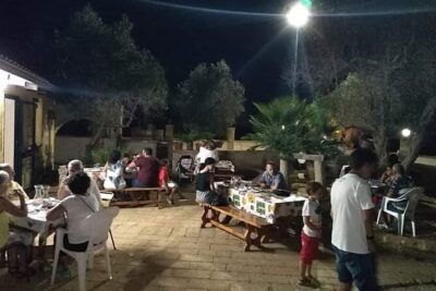 Agriaperitivo in a 3-Hour Farm Activities in Ugento - Animals close by: hens, rabbits, donkeys, and horses