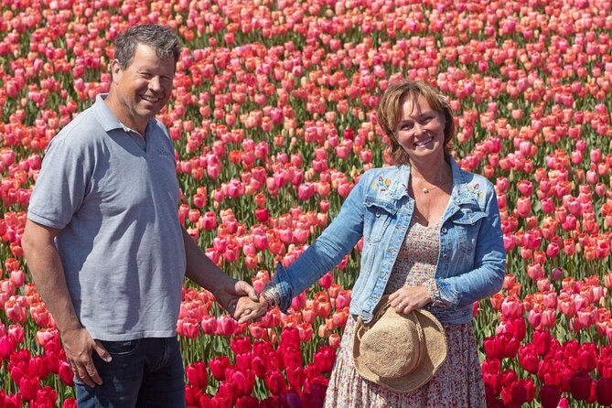 Amsterdam: Day trip to Tulip Farm, Keukenhof + Windmill Cruise - Keukenhof in about four hours: how to handle the crowds