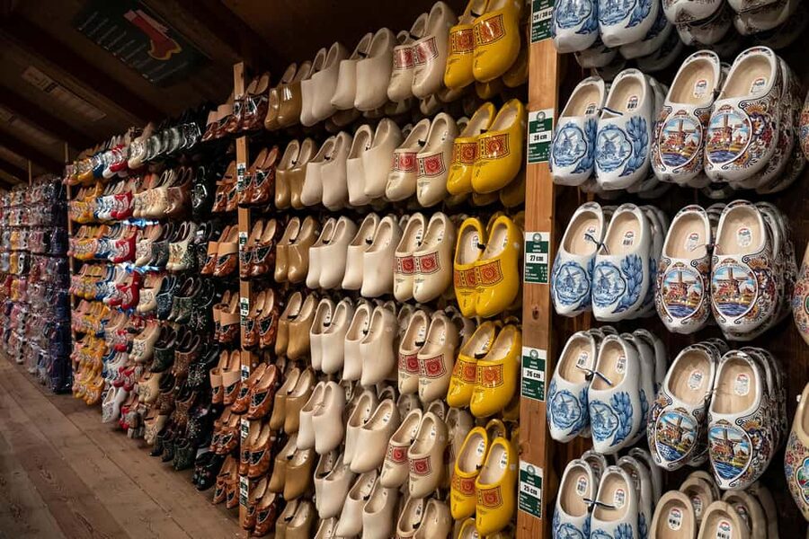 Amsterdam: Experience Zaanse Schans Windmills & Cheese Farm - The rhythm of the trip: how the 3.5 hours really works