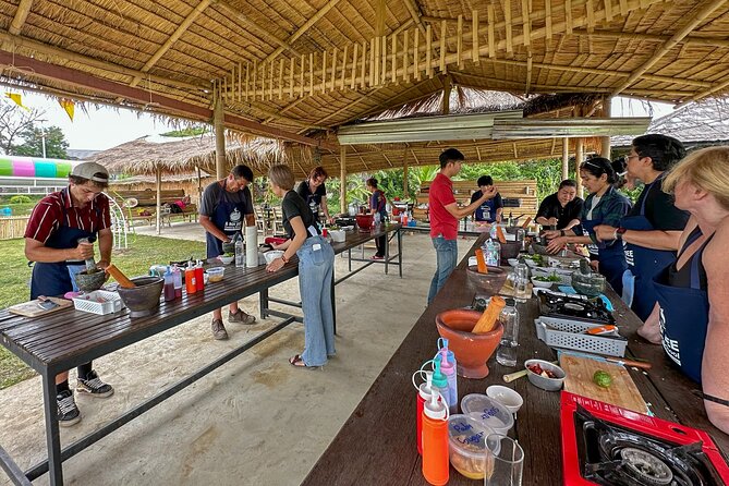 Aroidee’s Farm-Fresh Thai Cooking Experience - Price, group size, and the value of a half-day class