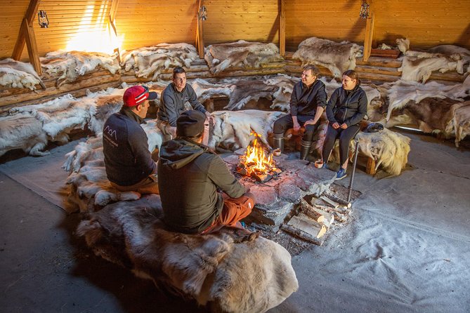 Authentic Reindeer Farm and Canoe Experience from Rovaniemi - Canoeing on the Lake: Safety Gear and Lessons That Actually Matter