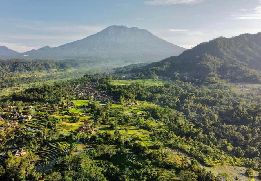 Bali: Traditional Villages, Salt Farm & Tirta Gangga Tour - Candidasa lunch views: the break that makes the rest work