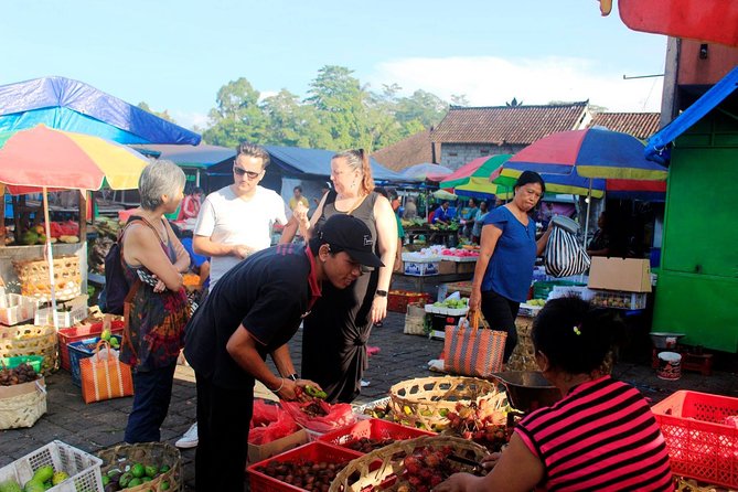 Balinese Farm Cooking Class by Pemulan Bali - The organic farm walk: pick your own produce