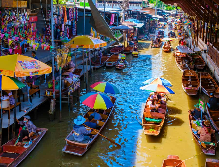 Bangkok: Private Floating & Railway Markets with Farm Visits - What you’ll notice in the stalls (and why your guide helps)