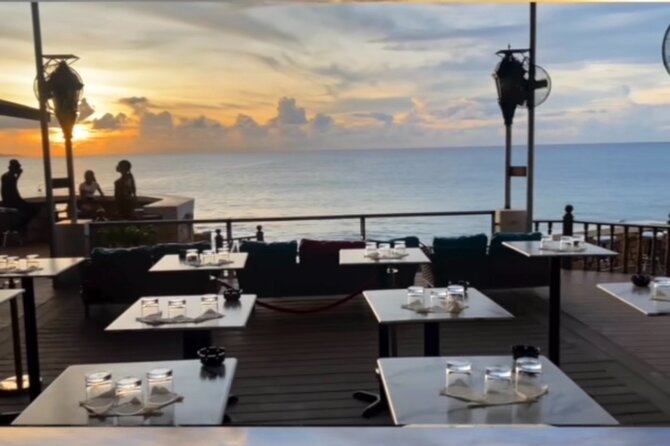 Blue Hole Mineral Swim, Negril Ricks Cafe, & Herb Farm Combo Tour - Rick’s Cafe: cliff views, sunset timing, and the entertainment show