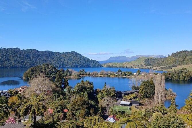 Boutique tour , Mt Maunganui, NZ farm, Rotorua lakes/geothermal - Mt Maunganui Main Beach: the Bay of Plenty intro