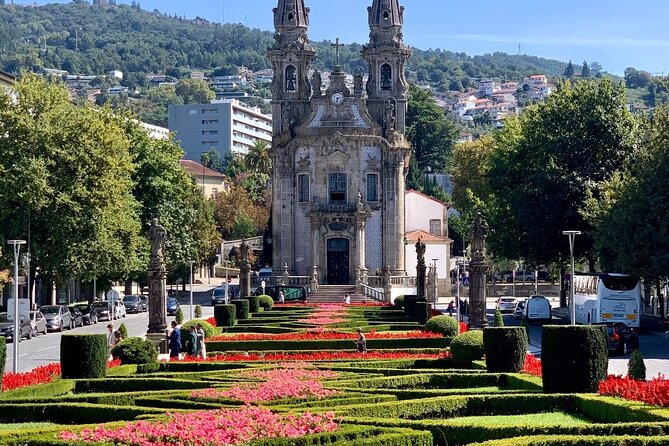 Braga/Guimarães: 1 Day with Lunch + farm and wine tasting - The human touch: what Catia’s flexibility adds to the day