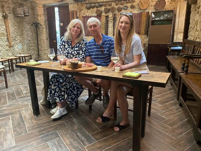 Cagliari Olive Oil Farm & Tasting (Since 1600, 20 Min Away) - The Food Pairing: Carasau Bread, Salsiccia Sarda, Olives, and Prosecco