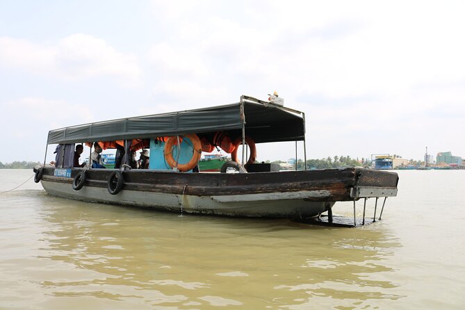Can Tho day tour: fruit garden&floating fish farm in Son islet - Son Islet in Can Tho: fruit orchards, river work, and why it works