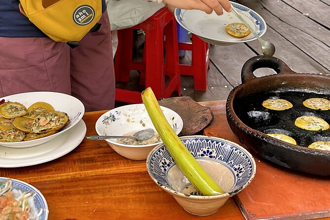 Can Tho day tour: fruit garden&floating fish farm in Son islet - Hands-on cake making: a small activity with big payoff