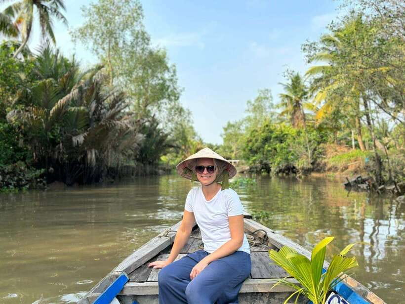 Can Tho: Floating Market, Canal, Cacao Farm & Mekong' Life - River Breakfast: Noodle Soup, Bánh Mì, and Bánh Bao