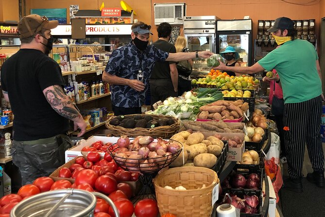 Charleston Farm-to-Table Food Tour and Chef's Challenge - Who should book this Charleston Chef’s Challenge?