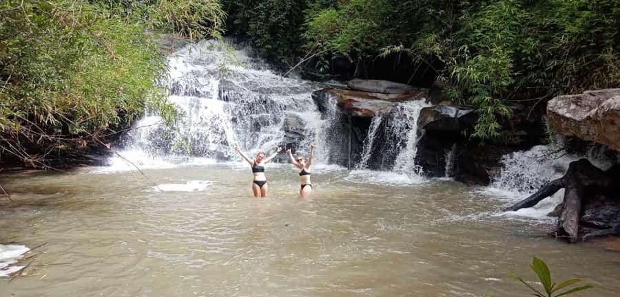 Chiang Mai: 2-Day Jungle Trek with Elephant Farm & Raft Ride - Elephant sanctuary day: feeding and bathing without riding