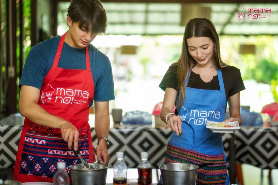 Chiang Mai: Cooking Class with Organic Farm at Mama Noi - The dishes you’ll cook: savory, sour, sweet, and drinkable