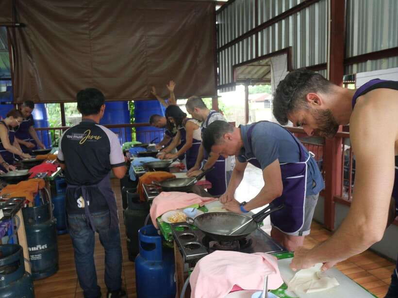 Chiang Mai: Half Day Cooking Class at Organic Farm - Price and Value: Why $31 Can Work If You Want Real Skills