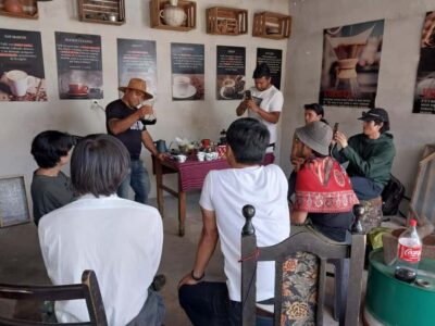 Coffee farm experience - Antigua pickup and the simple 3-hour flow