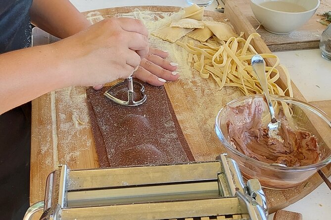 Cooking Class on a Family Farm in Chianti with Lunch - Bread and Schiacciata: The Dough Skills That Carry Home