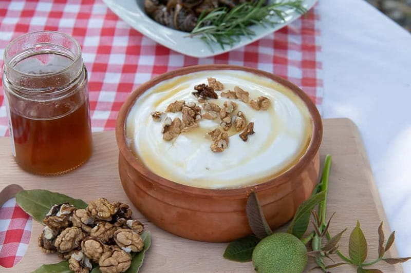 Crete: Farm Visit with Cheese Tasting and Milking Experience - Pair it with Rethymno sights: make one trip feel like two