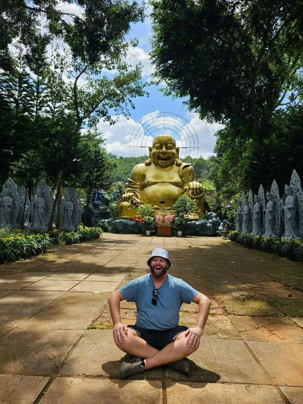 Dalat: MOTORBIKE TOUR TO PONGOUR FALLS- SILK- COFFEE FARM - Linh An Pagoda and the temple viewpoints: when the guide makes it worth pausing