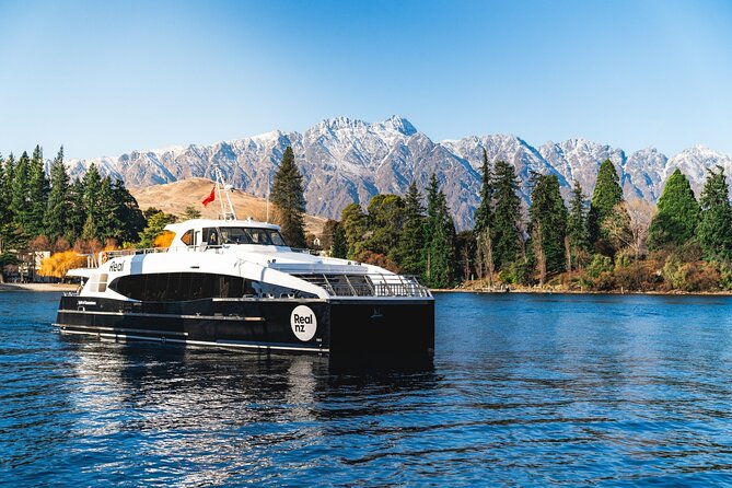 Dinner at Walter Peak High Country Farm and Cruise from Queenstown - Lake Wakatipu Steamship Cruise: the views and narration that set the tone