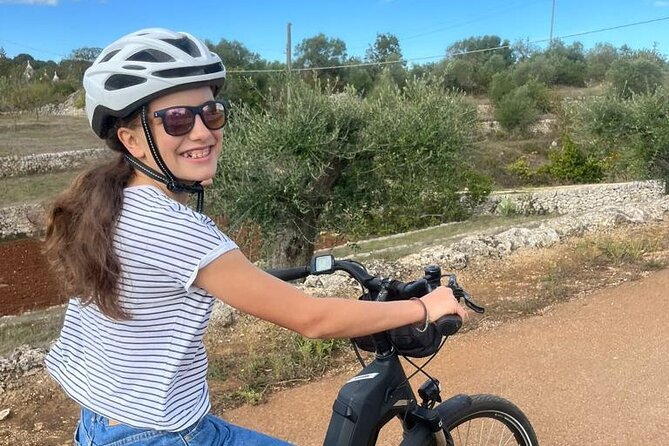 E-bike Tour to Alberobello with Visit to a Donkey Farm - Stop 4: Scenic Trulli Viewpoints Back in Alberobello (Where the Photos Make Sense)