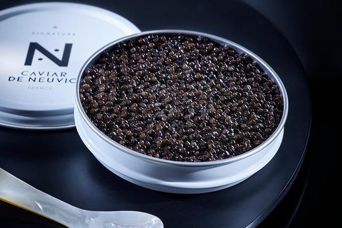 English Tour into the Sturgeon Farm With a Discovery Tasting - The Discovery Tasting: Sparkling Wine and Three Caviar Bites