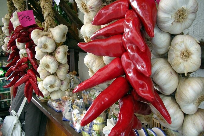 Farm-to-Table Experience: Olive Oil, Garden Tour & Nonna’s Lunch - The real point of this Sorrento food tour: tastings with context