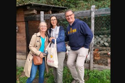 Farm Tour & Cooking Class: Discover the Flavors of Lake Como - The farm visit: tasting cheese and honey with context