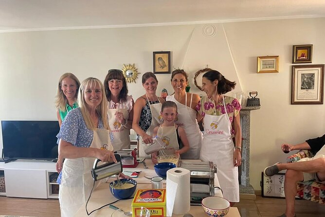 Farm Tour & Cooking Class: Discover the Flavors of Lake Como - Who should book this farm tour and cooking class?