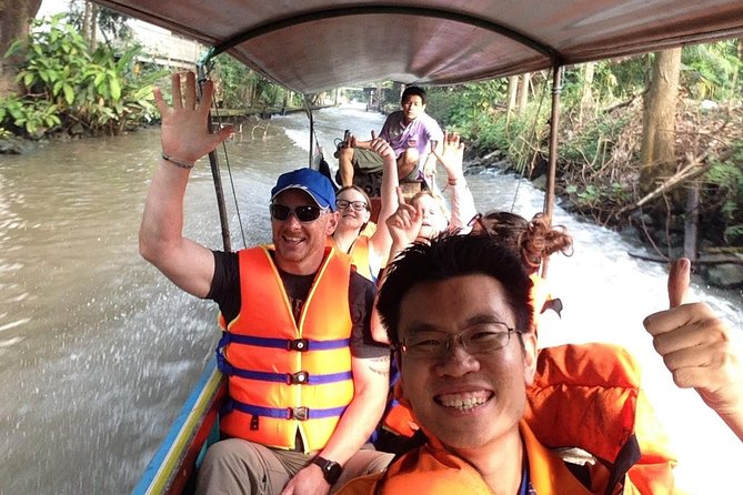 Floating & Railway Market and Coconut Farm Tour [Optional Luxury] - Stop 3: Samut Sakhon Salt Fields Bonus Stop