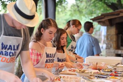 Florence Pizza or Pasta Class with Gelato Making at a Tuscan Farm - Your Welcome: Focaccia, Chianti, and Choosing Pizza or Pasta