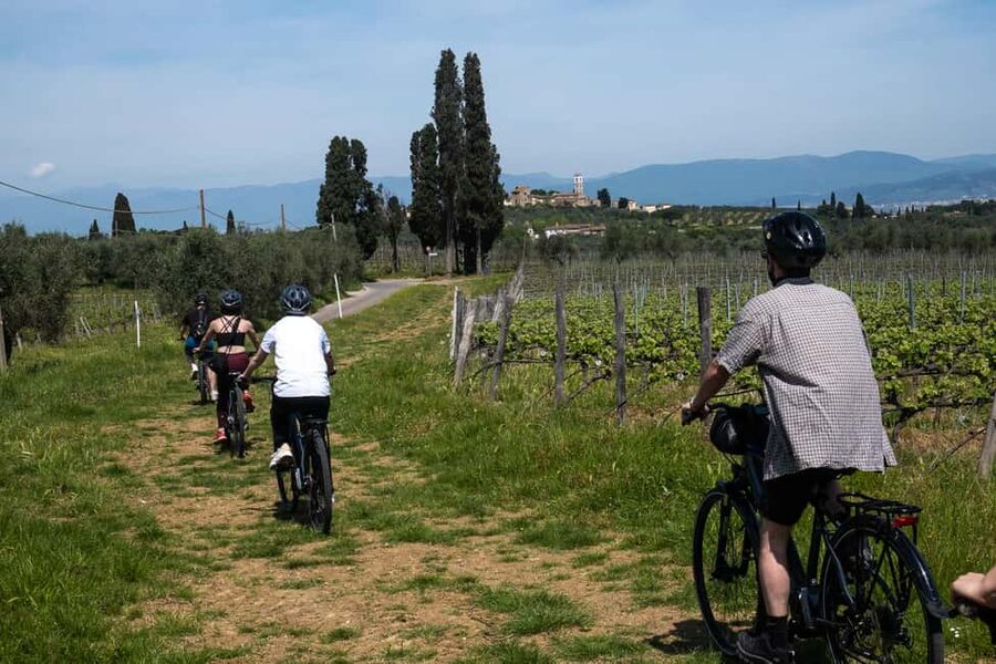 From Florence: Tuscan Hills Biking with Farm Tour and Lunch - Tuscany hills by bike: why this day trip feels more real