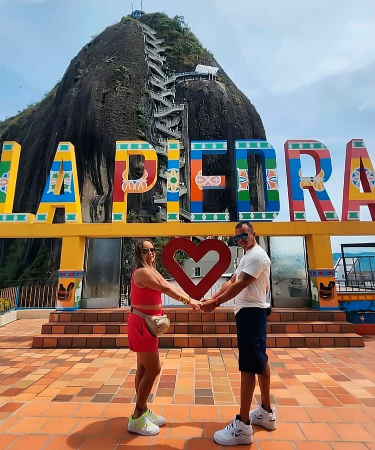 From Medellin: Guatapé & Peñol Rock with Boat & farm animals - The farm with Colombian animals: fun, but don’t miss the small tips