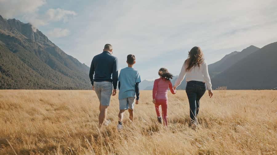 From Queenstown: Coach, Farm Tour & Milford Nature Cruise - Should you book this tour?