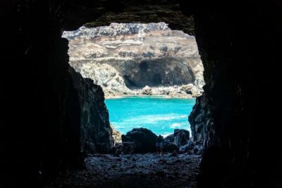 Fuerteventura farm, caves and rural villages tour with lunch - Meeting your guide and learning Fuerteventura’s odd surprises