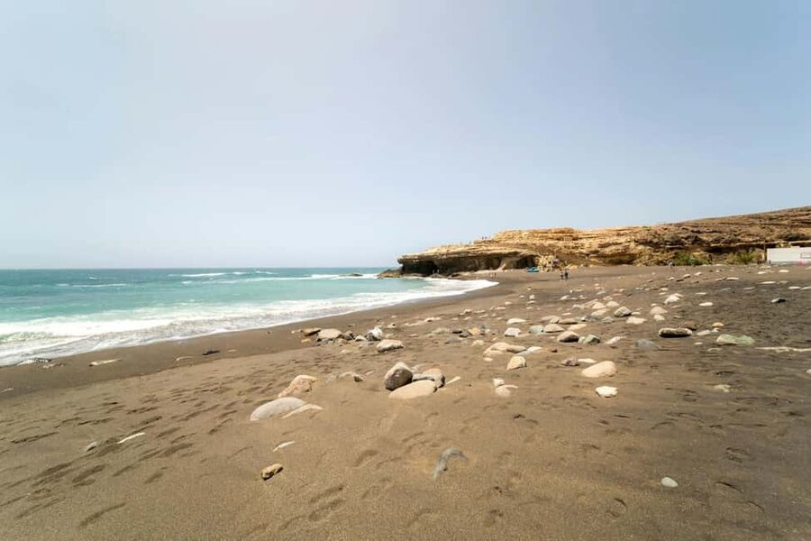 Fuerteventura farm, caves and rural villages tour with lunch - Betancuria and Santa María: stepping into the oldest Canarian church