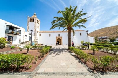 Fuerteventura Villages Caves and Farm Tour with Lunch from North - Starting in Puerto del Rosario: Pickup, Timing, and Walking Pace