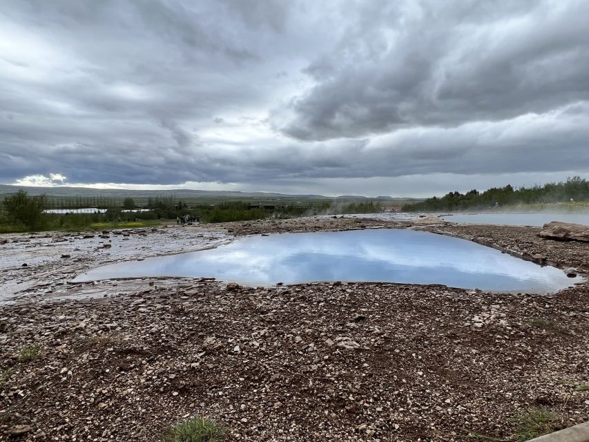 Golden circle, hot spring bakery, tomato farm private tour - Thingvellir National Park: where Iceland’s story began