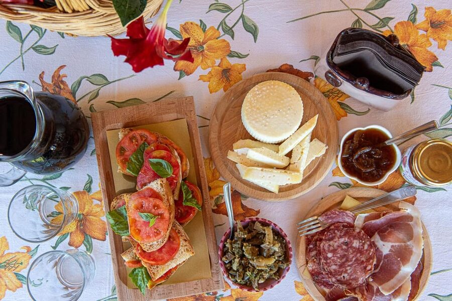 Grosseto: visit the family farm with tasting of local food - Family-friendly pace with a small group of 10