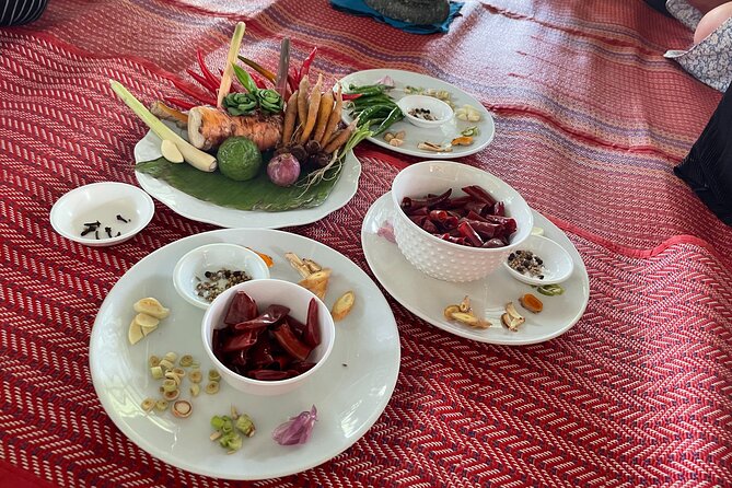 Half-Day Thai Cooking Class at Organic Farm in Chiang Mai - Cooking from scratch in five skill sets