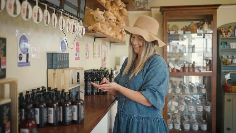 Harrisville: Summer Land Camel Farm Tour with Tasting - Who Should Book This Harrisville Camel Farm Tour