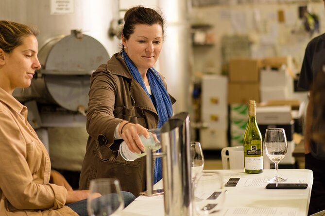 Hidden Gems: Boutique Full-Day Wine, Farm & Lunch Tour - Olio Bello Lunch at an Olive Farm: More Than a Break