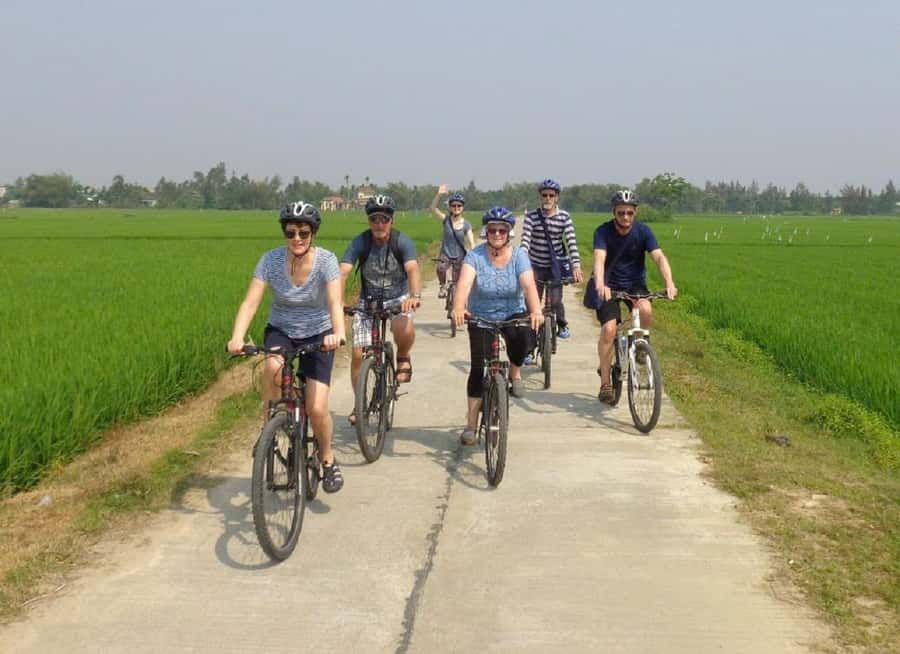 Hoi An: Countryside Bicycle Tour with Farm, Basket Boat Ride - Why Cam Thanh’s coconut waterways beat another old-town tour
