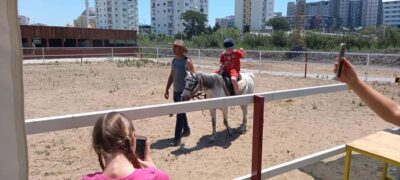 Horse Riding and Training Experience on a Farm in Antalya - Choosing your ride: arena time vs village safari (15–45 minutes)