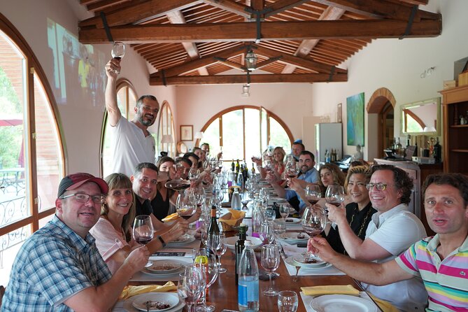 It's Wine Time! 2 wineries & farm-to-table lunch—max 8 pp - Meeting at Grape Tours in Florence and timing it right