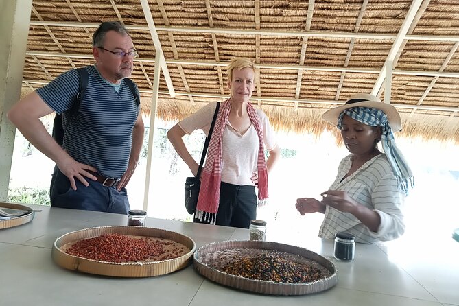 Kampot/Cambodia pepper farm . Cave. lake. Kep Crab market & more. - Stop 3: La Plantation spice farm (sustainable farming you can buy)
