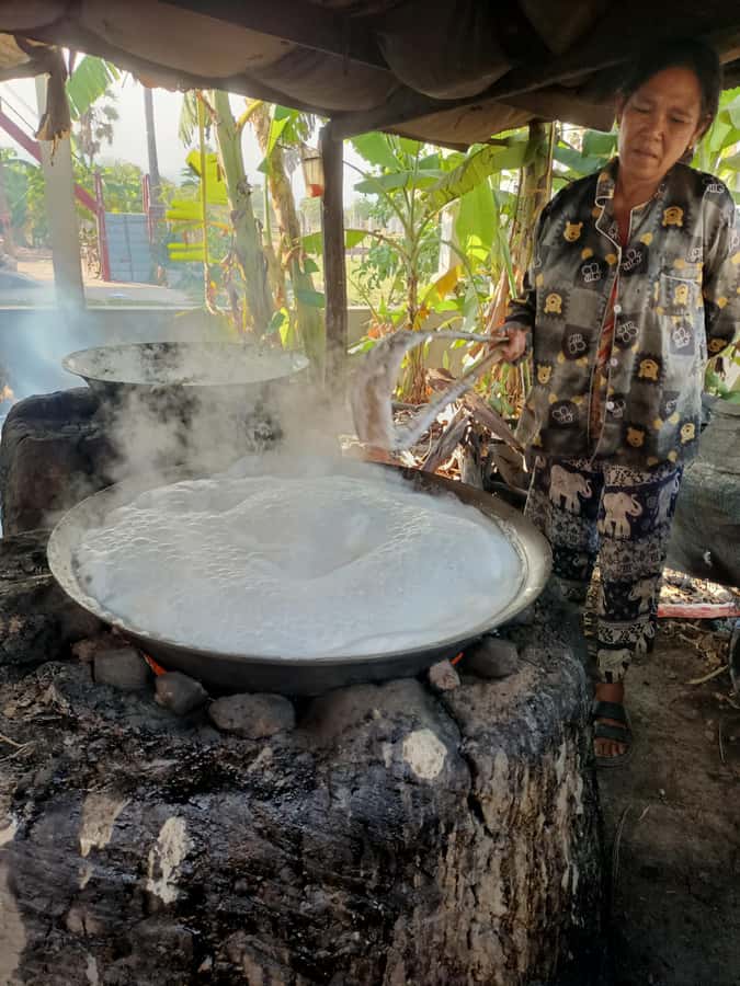 Kampot Countryside include Pepper farm, Salt field & Lake - FAQ